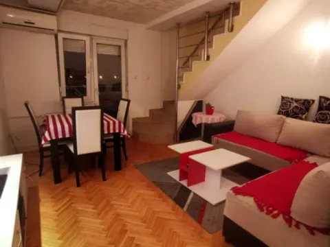 Izdavanje, trosoban stan, 43m², Detelinara, Novi Sad Sve Podlokacije - image 2