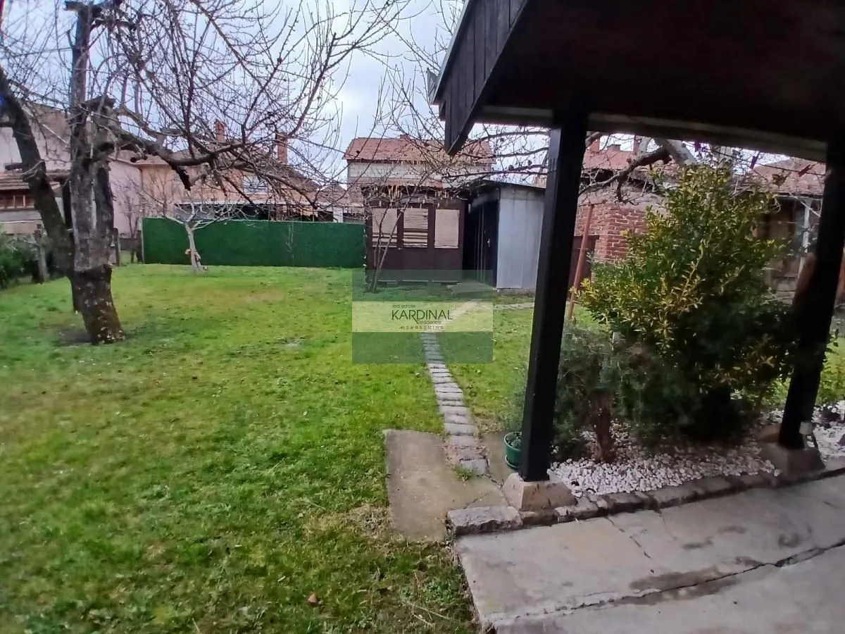 Sale, house, 150m², Grošnica, Kragujevac