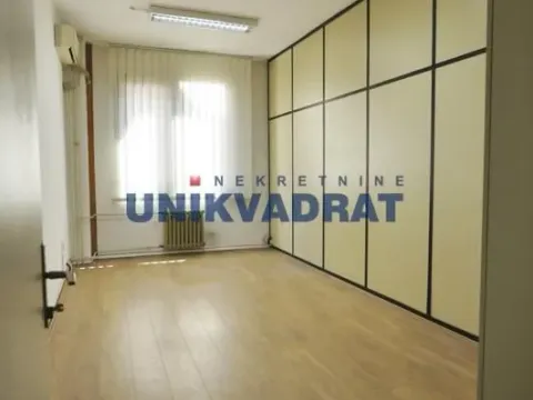 Izdavanje, poslovni prostor, 665m², Savski Venac, Beograd - image 9