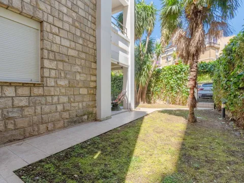 Sale, two bedroom apartment, 80m², Budva, Crna Gora - image 15