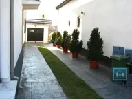 Izdavanje, kuća, 492m², Paraćin, Srbija - image 3