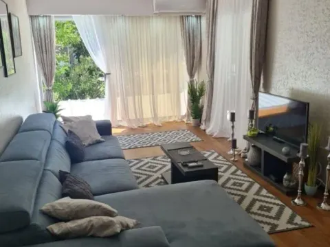 Prodaja, trosoban stan, 92m², Budva, Crna Gora - image 19