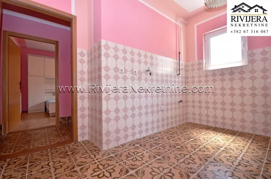 Prodaja, dvosoban stan, 79m², Đenovići, Herceg Novi