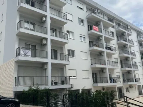 Izdavanje, jednosoban stan, 50m², Budva, Crna Gora - image 2