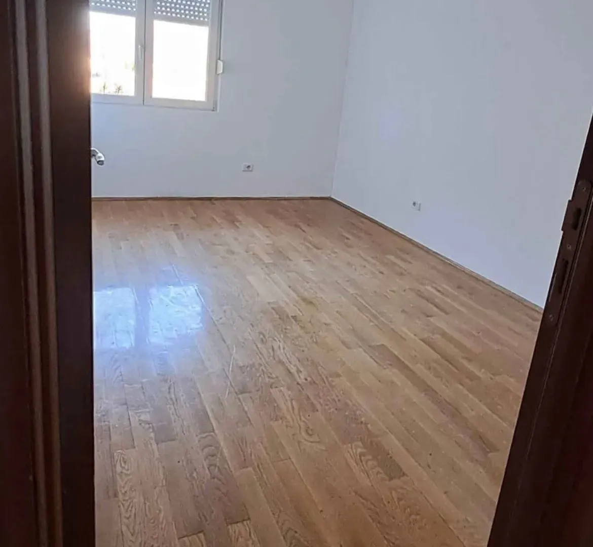 Prodaja, jednosoban stan, 45m², Stari Aerodrom, Podgorica