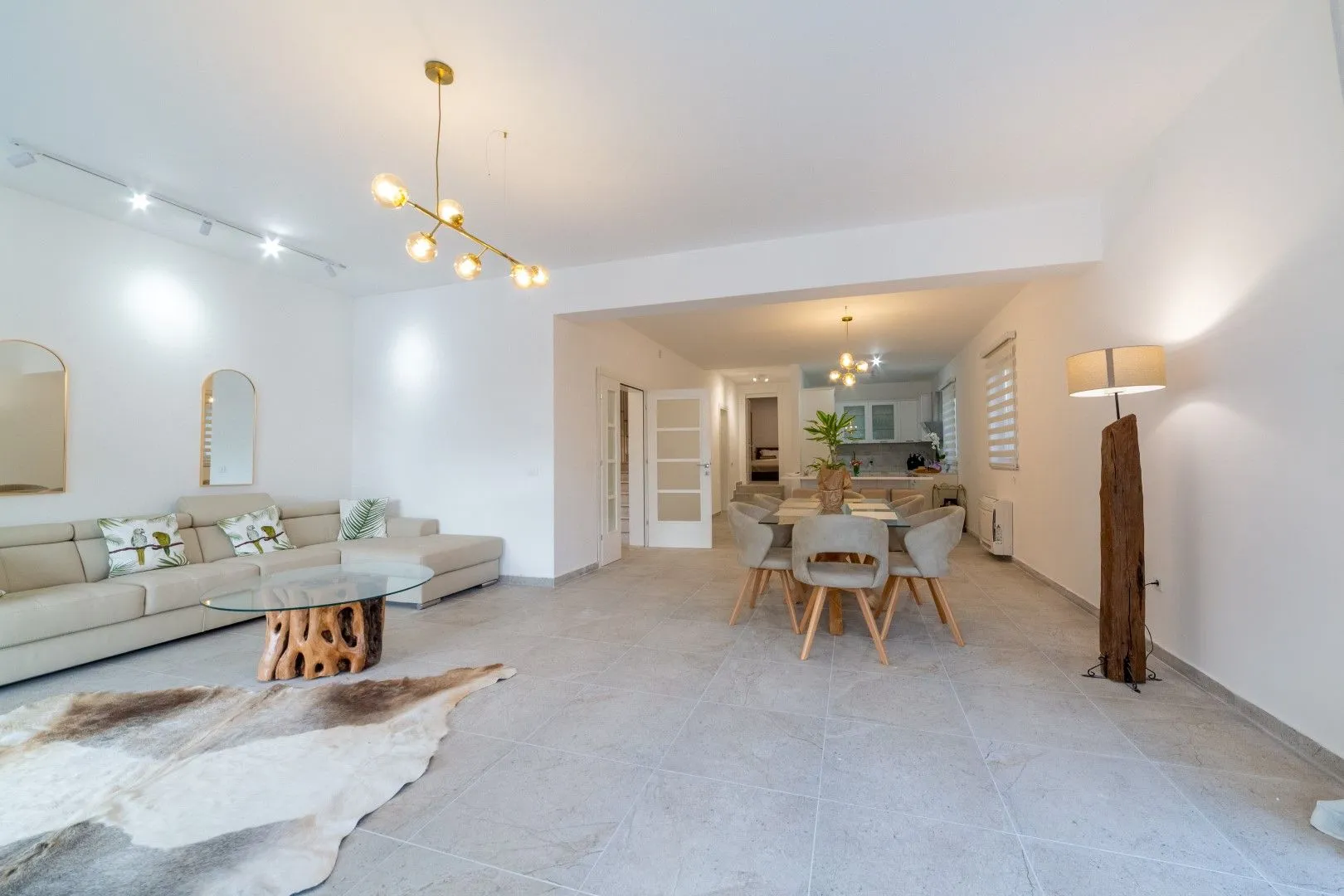 Rent, house, 315m², Tivat, Crna Gora