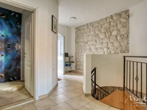 Prodaja, kuća, 112m², Prčanj, Kotor - image 23