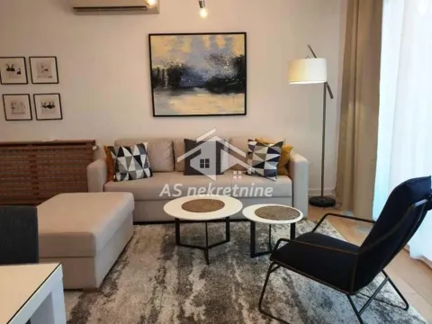 Izdavanje, trosoban stan, 72m², Novi Beograd Blok 67, Novi Beograd Sve Podlokacije - image 14