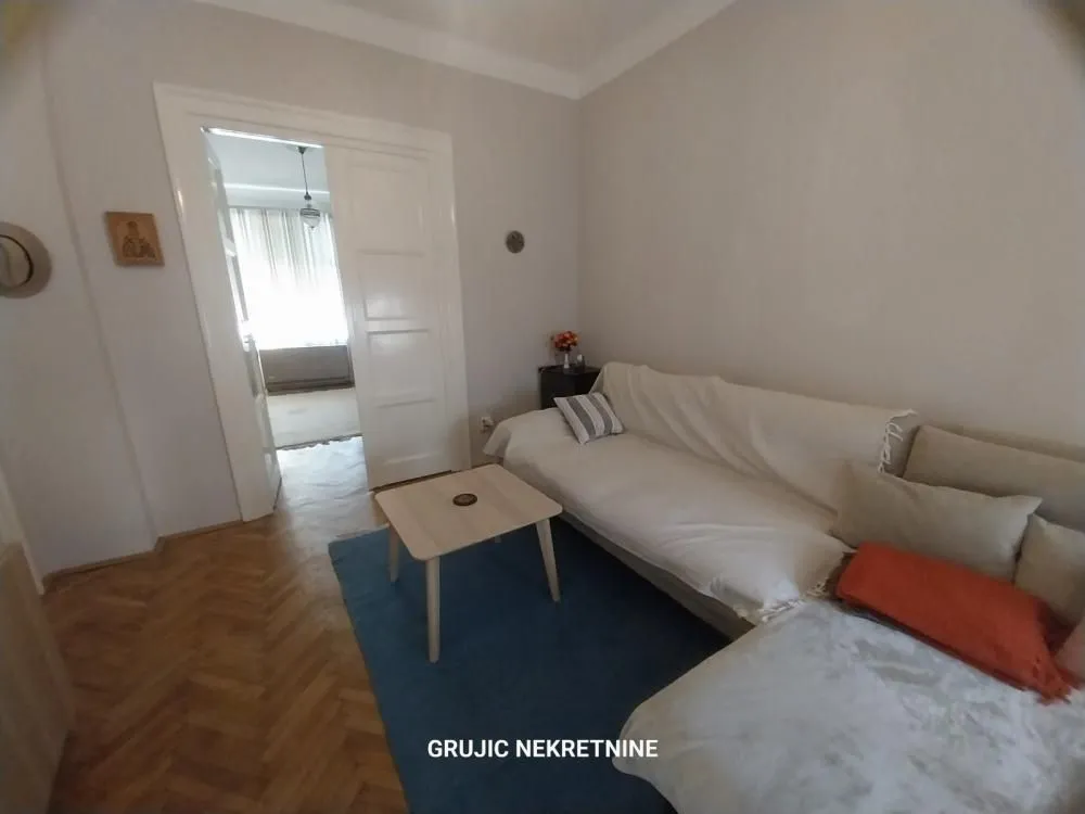 Sale, three bedroom apartment, 82m², Skadarlija, Beograd