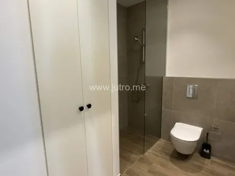 Prodaja, jednosoban stan, 87m², Tivat, Crna Gora - image 7
