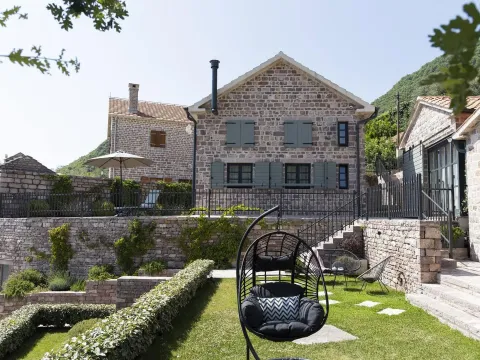 Sale, house, 293m², Gornja Lastva, Tivat - image 28