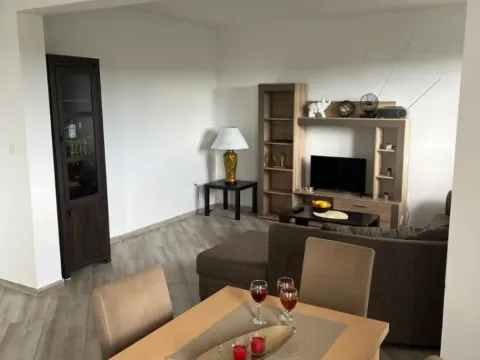 Rent, two bedroom apartment, 99m², Kavač, Kotor