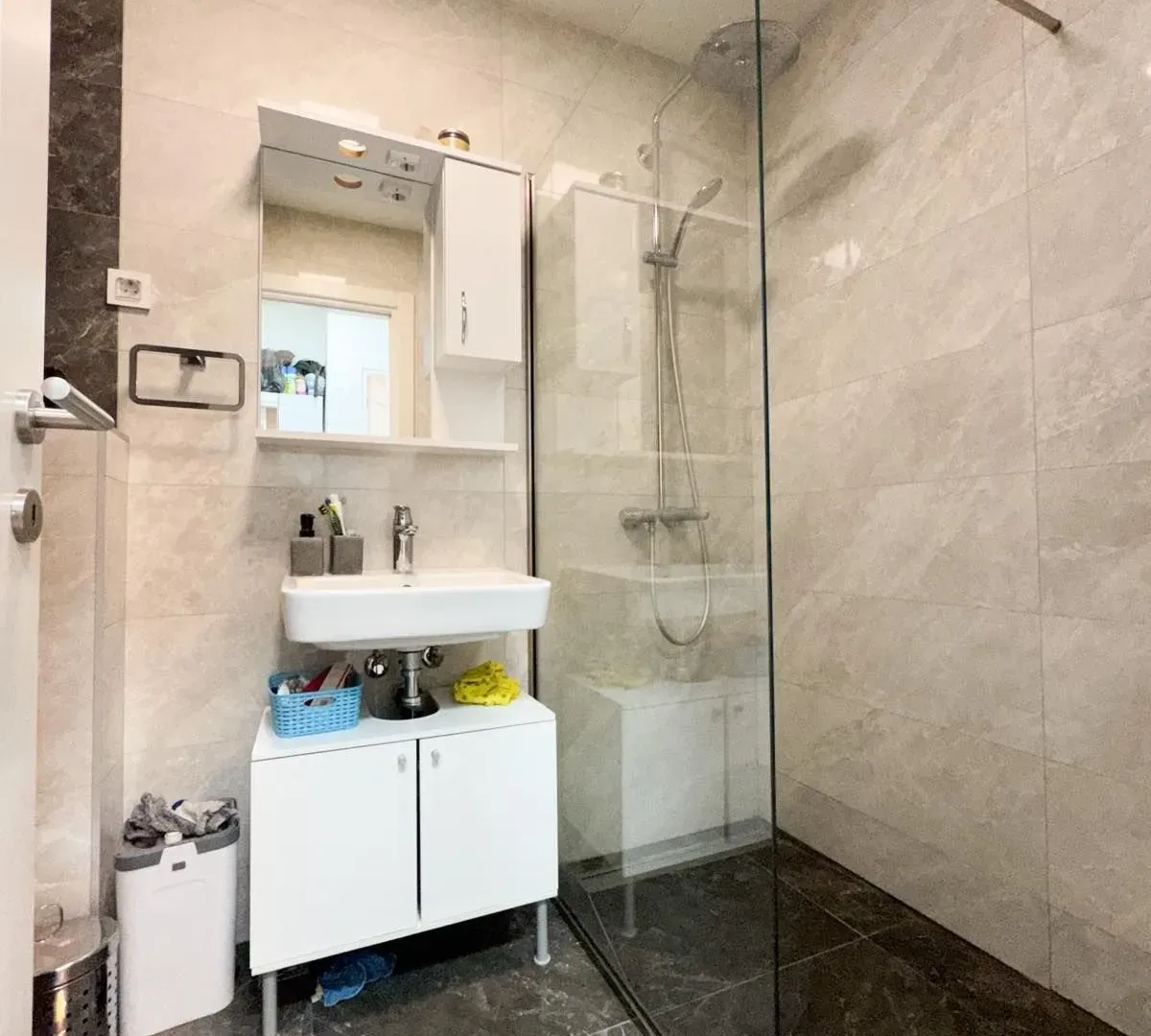 Prodaja, jednosoban stan, 45m², Tološka šuma, Podgorica