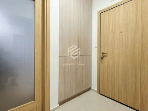 Rent, two bedroom apartment, 69m², City Kvart, Podgorica - image 14