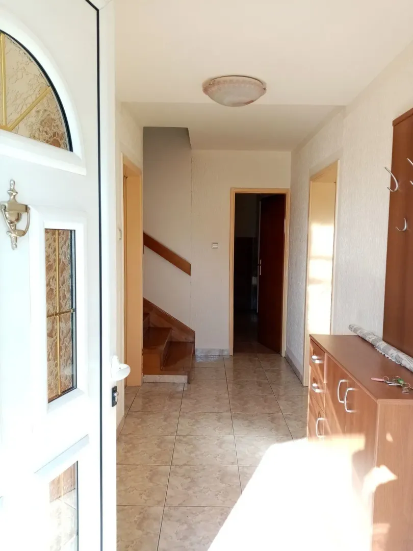 Rent, house, 160m², Zagorič, Podgorica