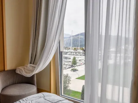 Prodaja, dvosoban stan, 143m², Porto Montenegro, Tivat - image 12