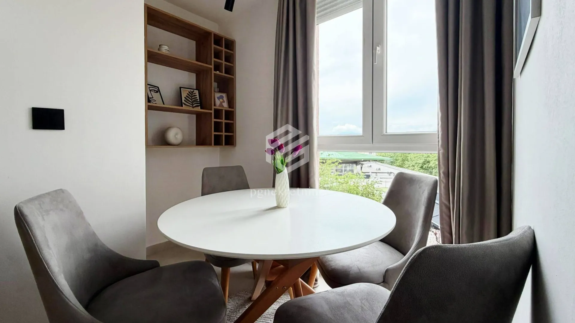 Rent, two bedroom apartment, 65m², Autobuska stanica, Podgorica