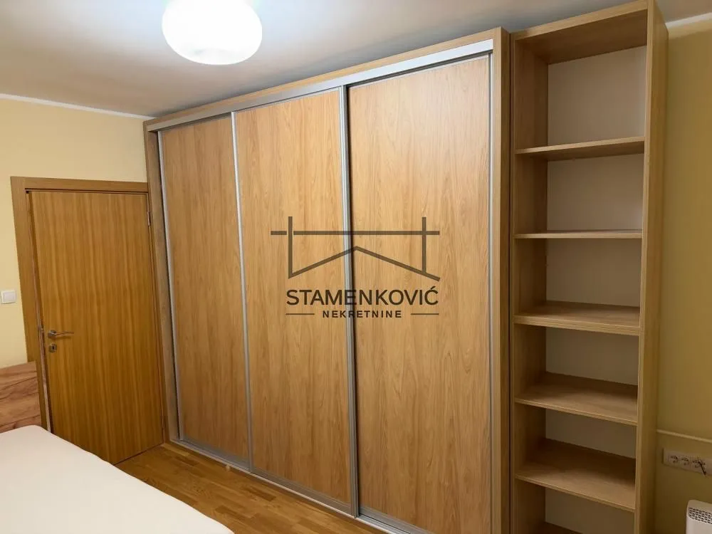 Izdavanje, dvosoban stan, 57m², Sajam, Novi Sad Sve Podlokacije