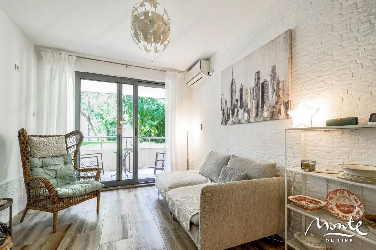 Sale, two bedroom apartment, 57m², Pržno, Budva