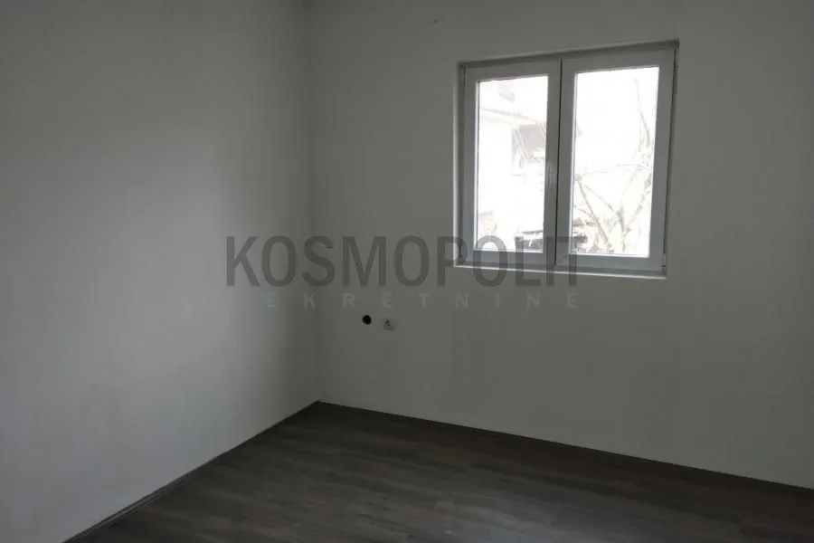 Prodaja, trosoban stan, 67m², Zemun Sve Podlokacije, Beograd