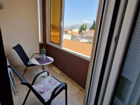 Izdavanje, jednosoban stan, 41m², Stari Aerodrom, Podgorica - image 3