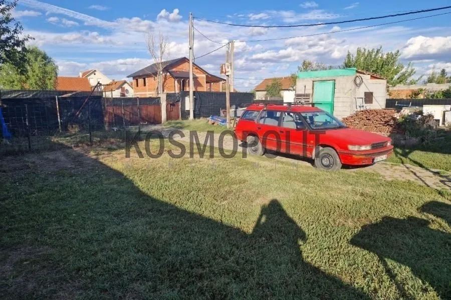 Prodaja, kuća, 172m², Zemun Ugrinovci, Zemun Sve Podlokacije