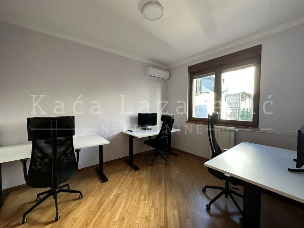 Rent, house, 363m², Lekino Brdo, Voždovac Sve Podlokacije