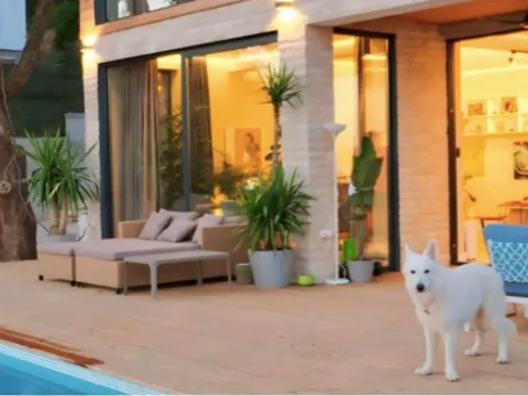 Prodaja, četvorosoban stan, 236m², Tivat, Crna Gora - image 6