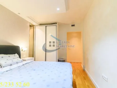 Prodaja, četvorosoban stan, 97m², Vračar Hram, Vračar Sve Podlokacije - image 24