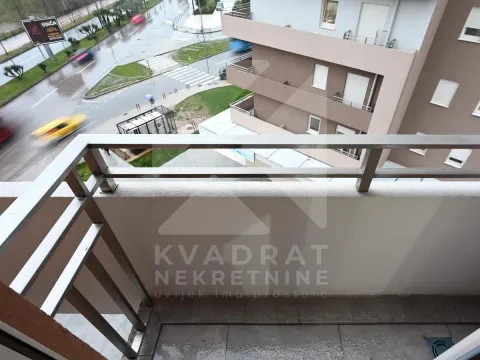 Rent, two bedroom apartment, 65m², Central Point, Podgorica - image 19