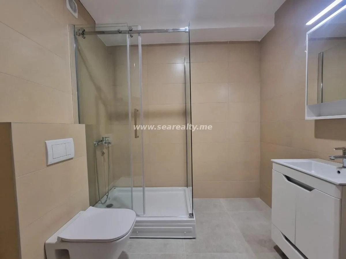Prodaja, jednosoban stan, 48m², Tivat, Crna Gora