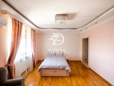 Izdavanje, kuća, 720m², Višnjička Banja, Palilula Sve Podlokacije - image 16