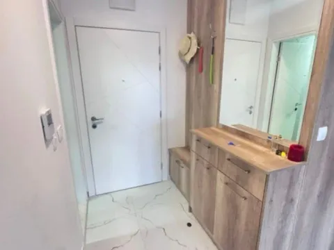 Sale, one bedroom apartment, 43m², Tivat, Crna Gora - image 5