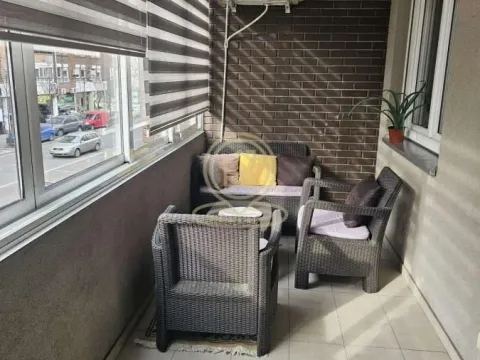 Rent, four bedroom apartment, 97m², Vračar Sve Podlokacije, Beograd - image 15