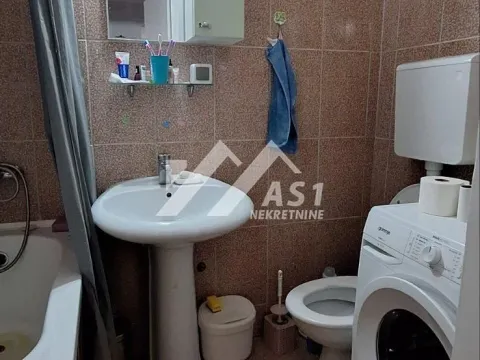 Izdavanje, dvosoban stan, 50m², Adamovićevo Naselje, Novi Sad Sve Podlokacije - image 8