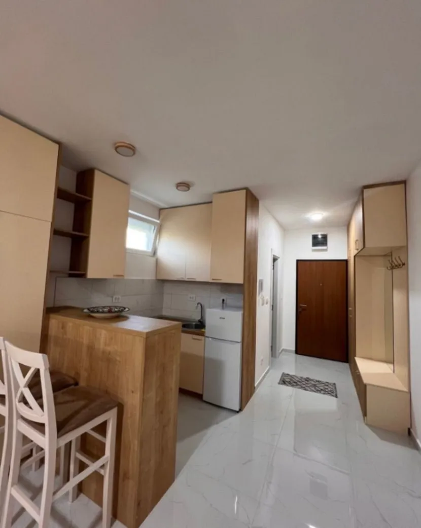 Izdavanje, garsonjera, 30m², City Kvart, Podgorica