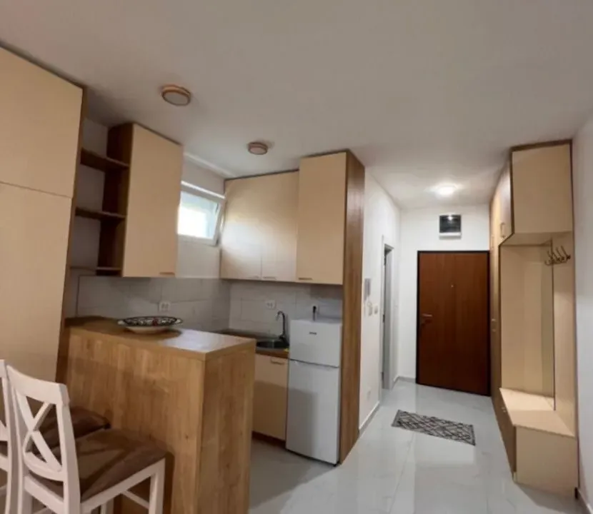 Izdavanje, garsonjera, 30m², City Kvart, Podgorica
