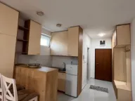 Izdavanje, garsonjera, 30m², City Kvart, Podgorica - image 1