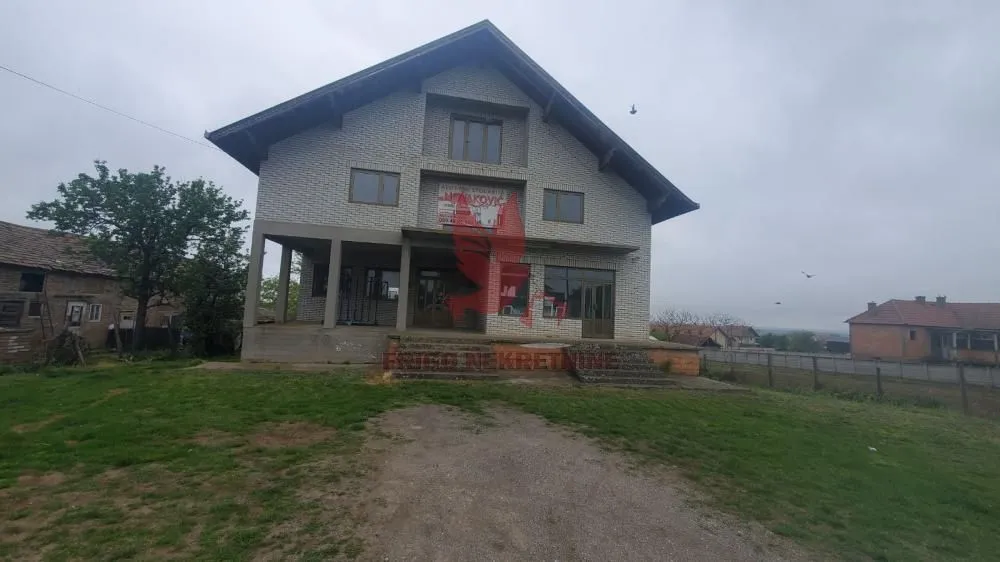 Sale, house, 900m², Mladenovac, Beograd