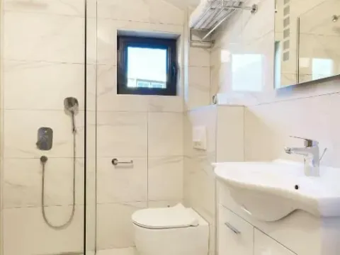 Sale, hospitality venue, 658m², Centar, Budva - image 2