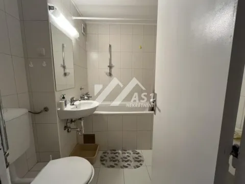 Izdavanje, jednosoban stan, 39m², Liman 3, Novi Sad Sve Podlokacije - image 8