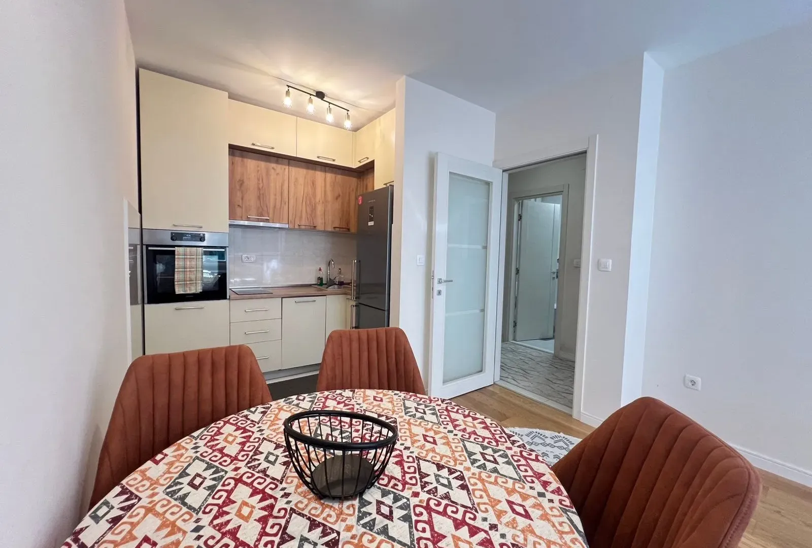 Rent, one bedroom apartment, 47m², Central Point, Podgorica