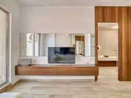 Prodaja, garsonjera, 33m², Centar, Budva - image 13