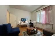 Izdavanje, jednosoban stan, 30m², Kalenić Pijaca, Vračar Sve Podlokacije - image 1