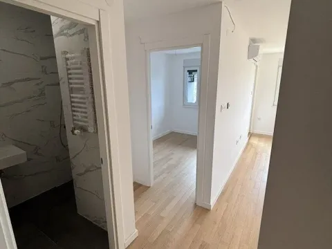 Prodaja, jednosoban stan, 37m², Novi Sad, Srbija - image 5