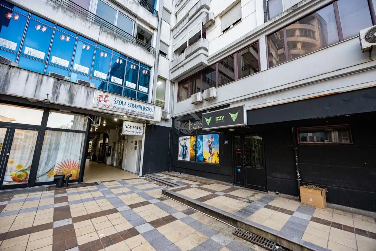 Izdavanje, poslovni prostor, 150m², Preko Morače, Podgorica
