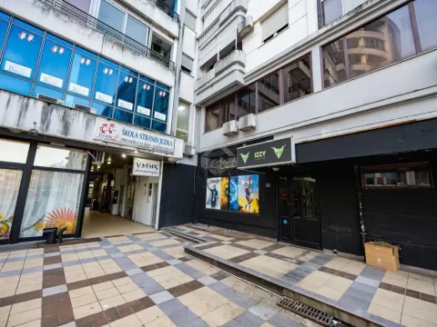 Rent, office space, 150m², Preko Morače, Podgorica - image 4