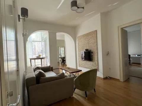 Prodaja, četvorosoban stan, 123m², Zemun Sve Podlokacije, Beograd - image 2