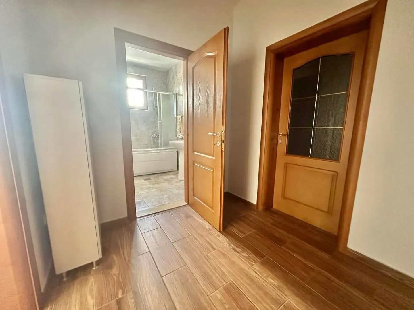 Izdavanje, dvosoban stan, 50m², Topla, Herceg Novi