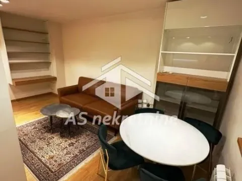 Izdavanje, stan, 40m², Stari Grad, Beograd - image 2